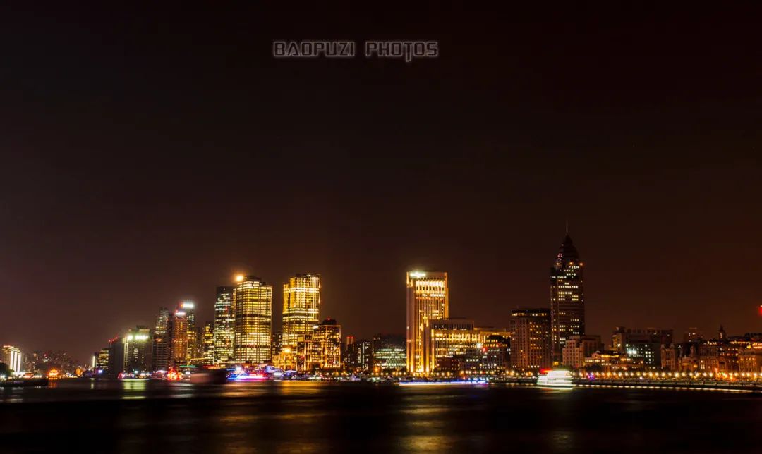 Travel Notes | The magical cities I photographed in those years: the Bund, alleys and Zhujiajiao
