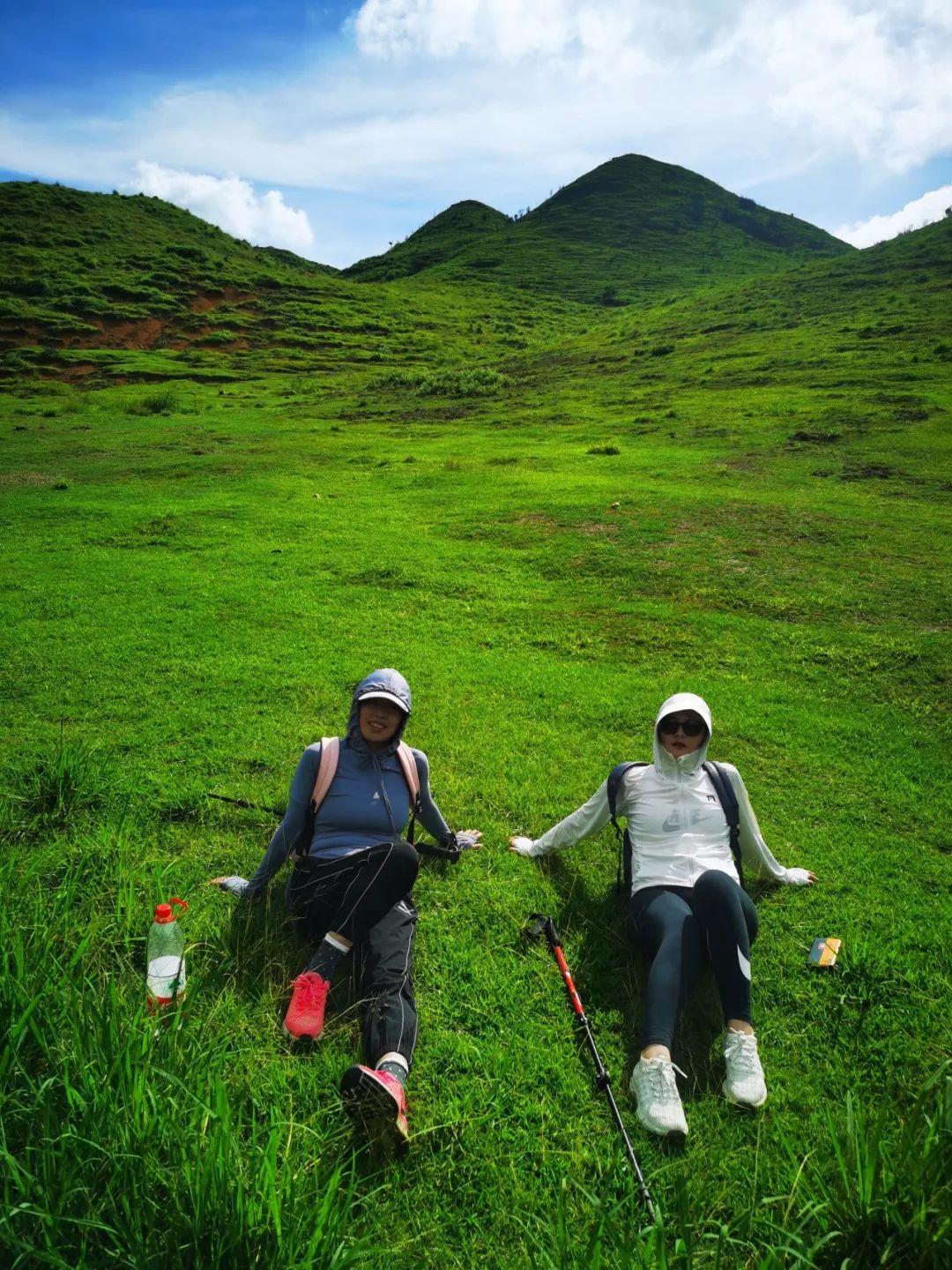 Travel Notes | In May, the story on the mountain top road
