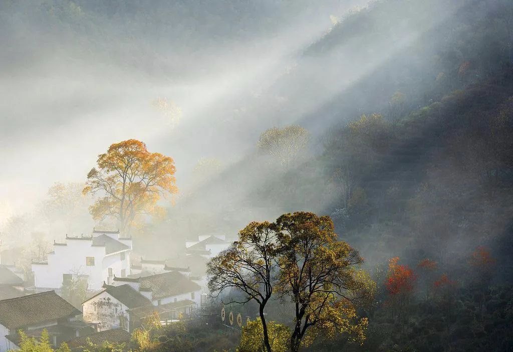Travel|The autumn scenery of Wuyuan Stone City is like a dream
