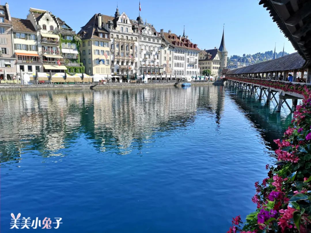 Swiss Fairy Tale Tour - Lucerne Town