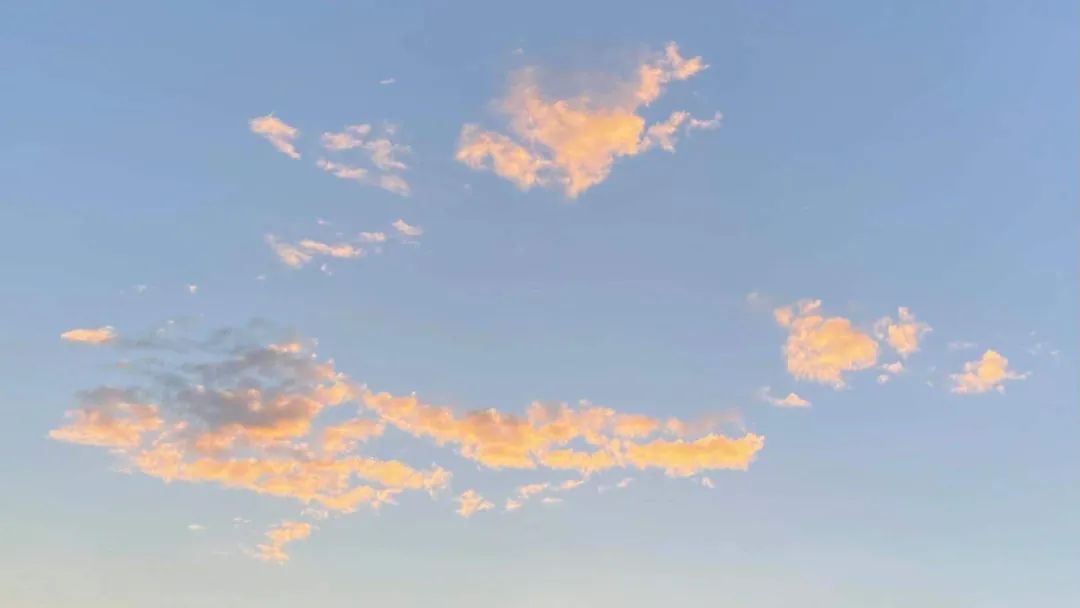 Hanzhong|The world is no bigger than you and me. The universe is made up of the smallest memories