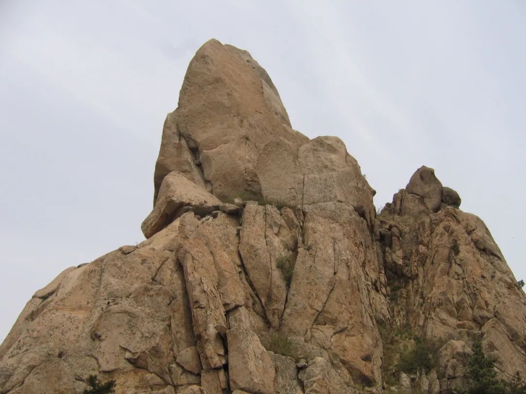 Visit Wenbi Peak and Tongtian Cave