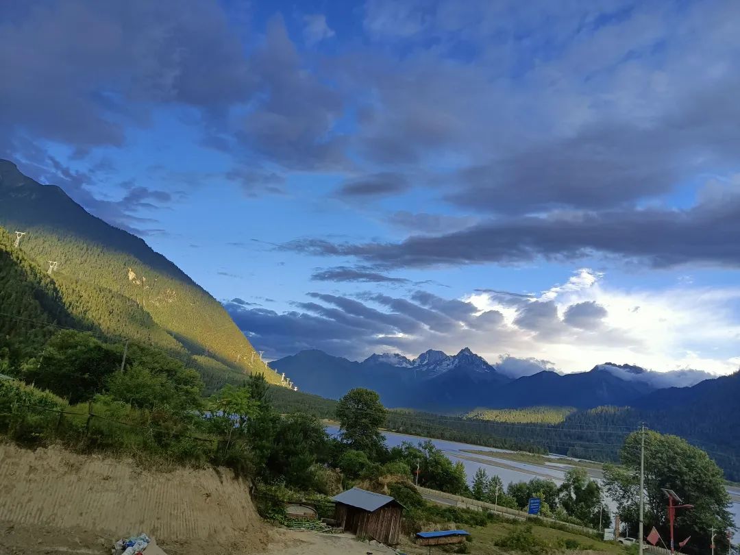 Day 18 of Hitchhiking to Tibet: Lhasa