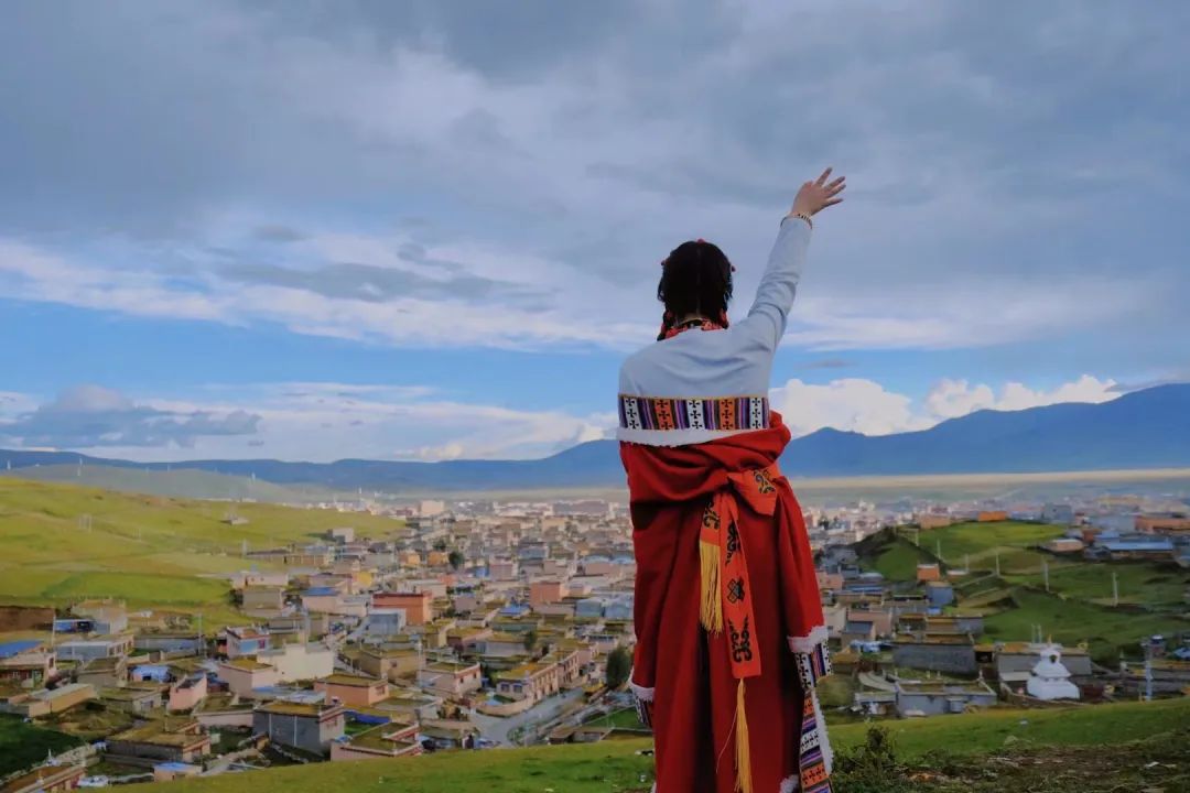 Entering the "City in the Sky" | Teenagers are looking for Ding Zhen all the way! Get the same line as Liu Haoran! (Part 2 of Journey to Western Sichuan)