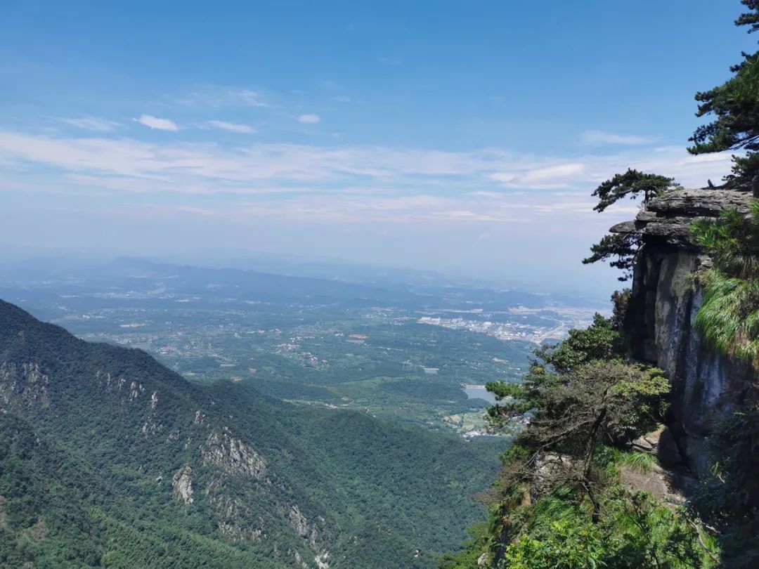 Visiting the famous mountain Lushan in Jiangxi