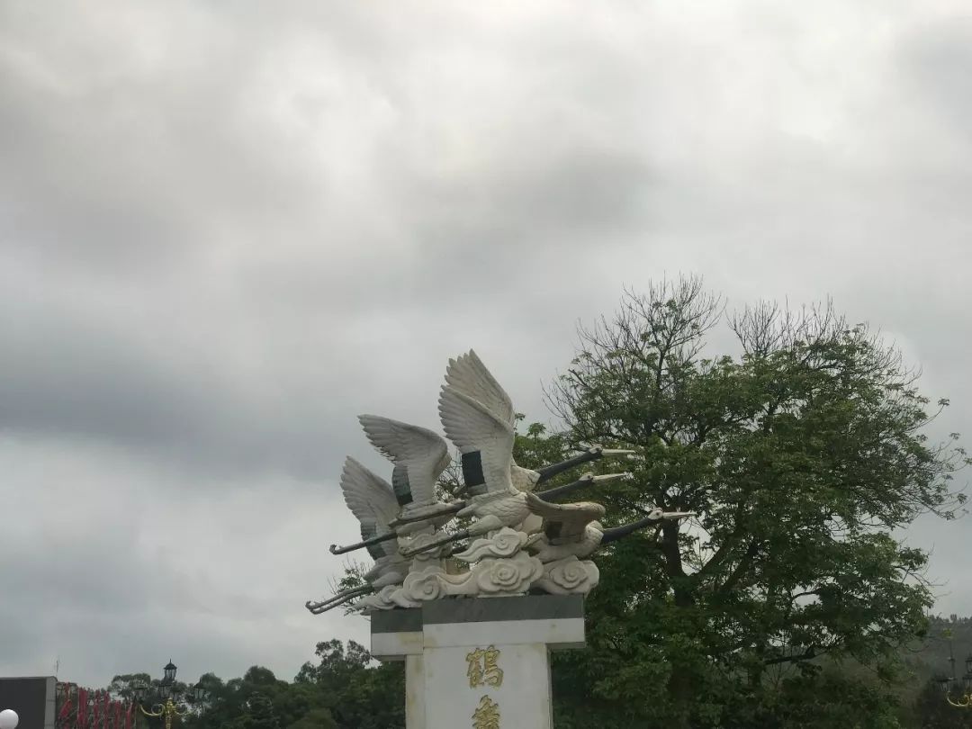 Guangxi Travel Notes: Returning to Guangxi, the Yuntian Palace in Yulin City is truly spectacular