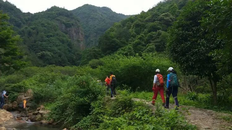 Hiking Yongkang Dahan Mountain and Yiwu Dahanjian