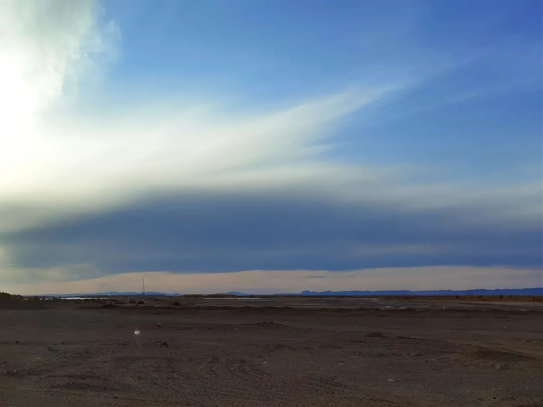 Travel Notes on the Three Northwest Provinces - Chasing the Sun in the Desert