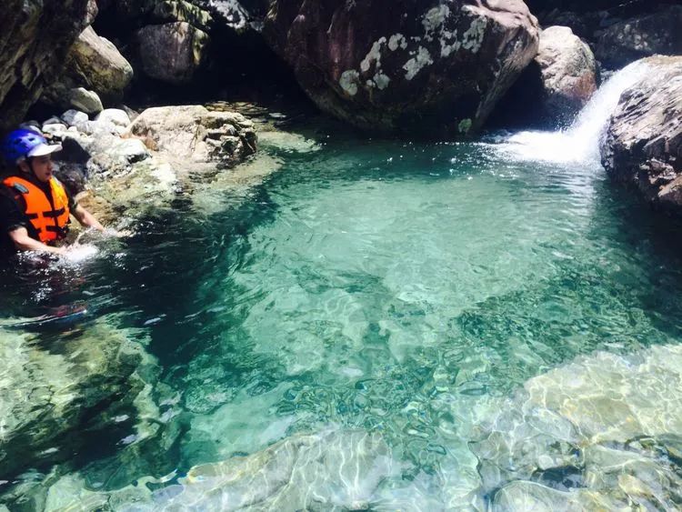 East well and west pit, chivalrous and tender as water