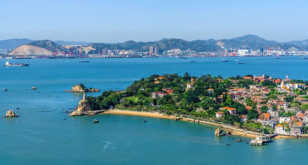 Journey to Gulangyu Island