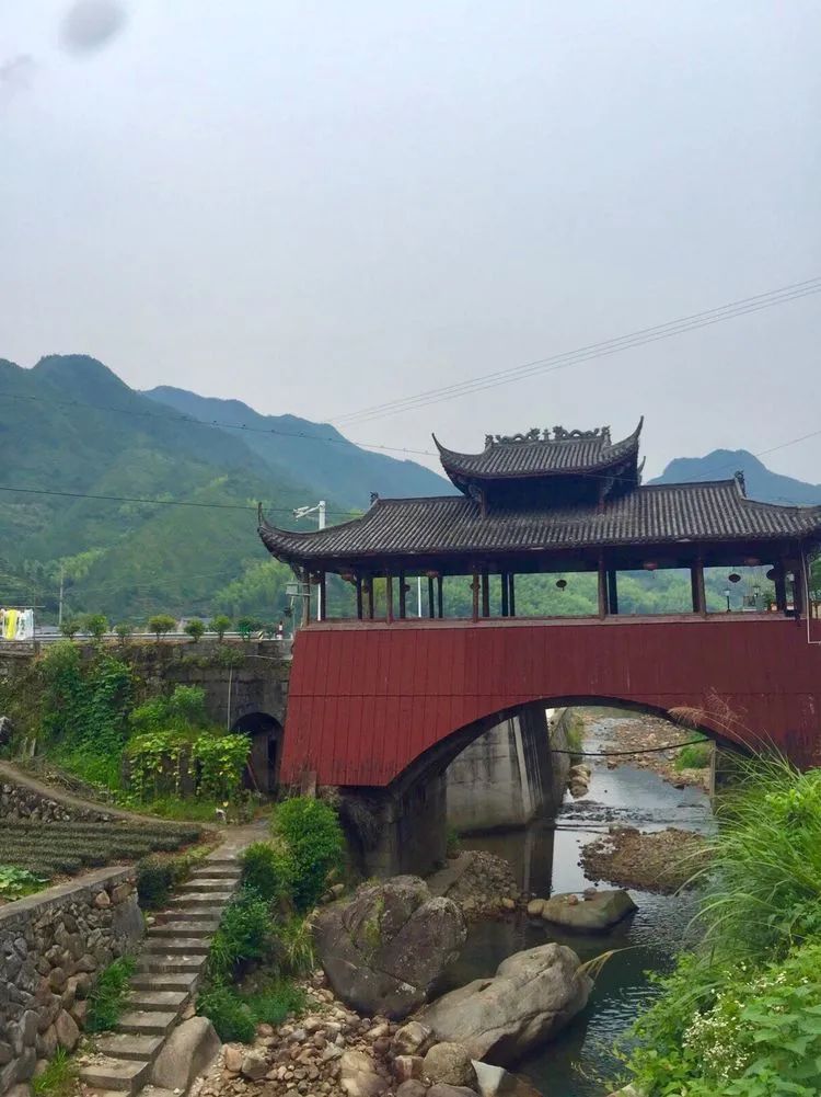 The flames of summer are followed by the coolness~~The story of tracing the stream at the Eighteen Dragon Wells