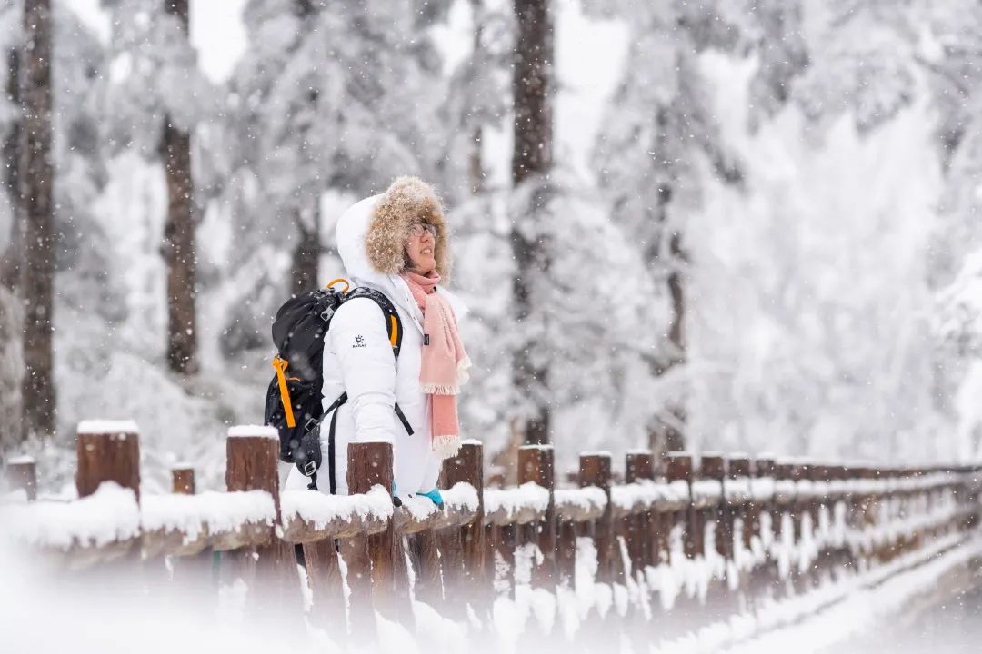 Watch a serious snow - the most detailed guide for parent-child travel in the 2021 Wawushan Ice and Snow Season