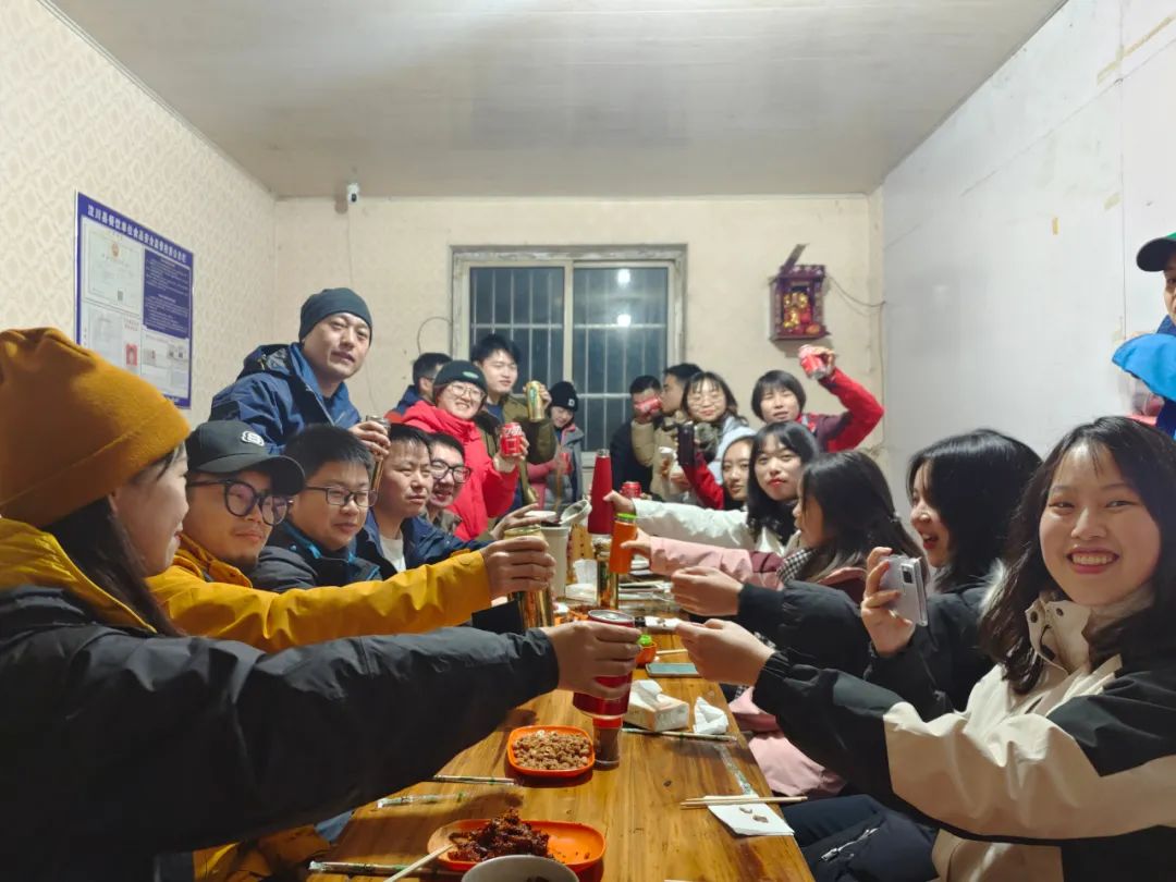 2022 New Year’s Day Travel | Meet the Four Girls and Conquer the Second Peak