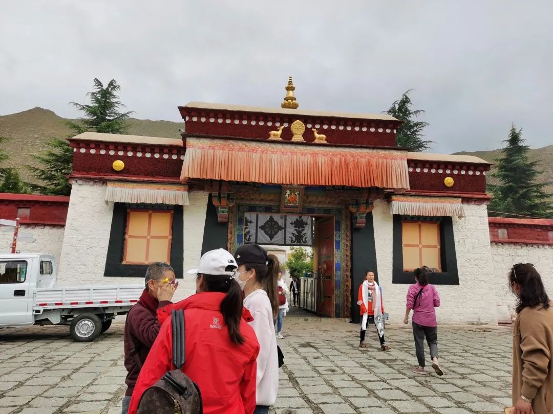 Lhasa Pilgrimage Travel Notes | The Twelfth Stop Dolma Lakhang