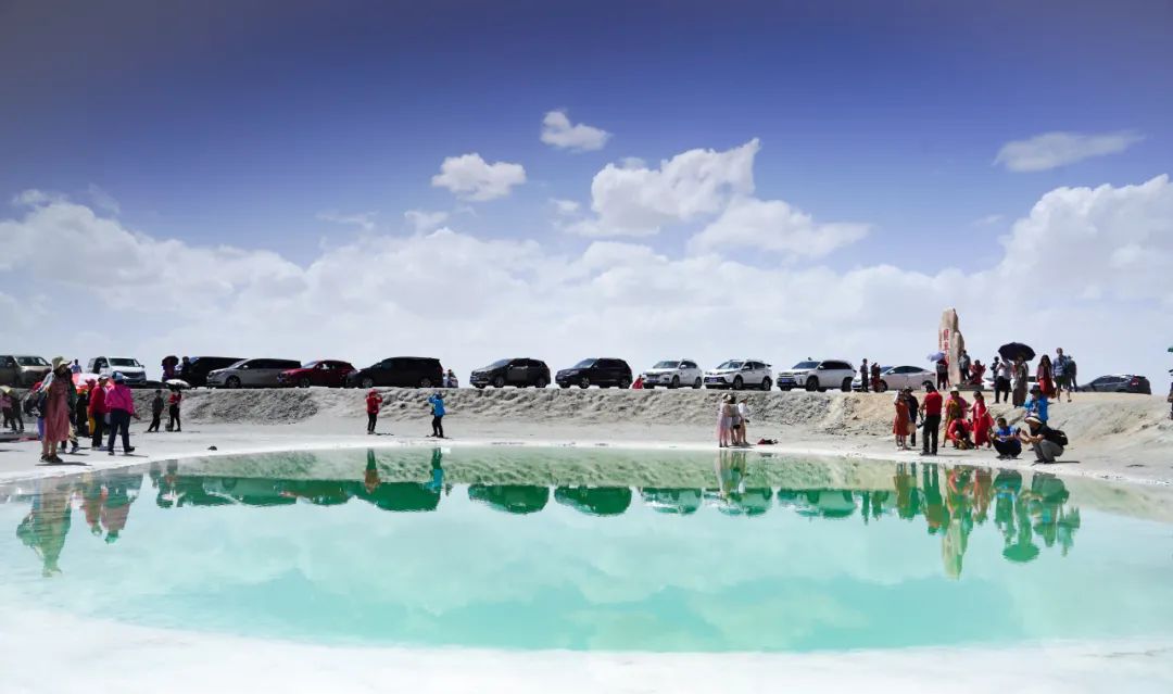 Qinghai-Salt Lake, Yadan on the Water