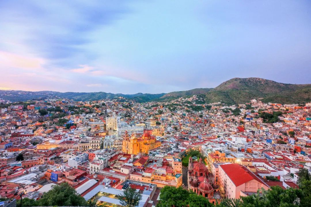 Self-driving in Mexico | Spanning 4,500 kilometers, from the plateau to the capes