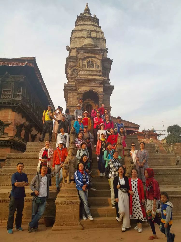 Entering Nepal in November, an eternal smile
