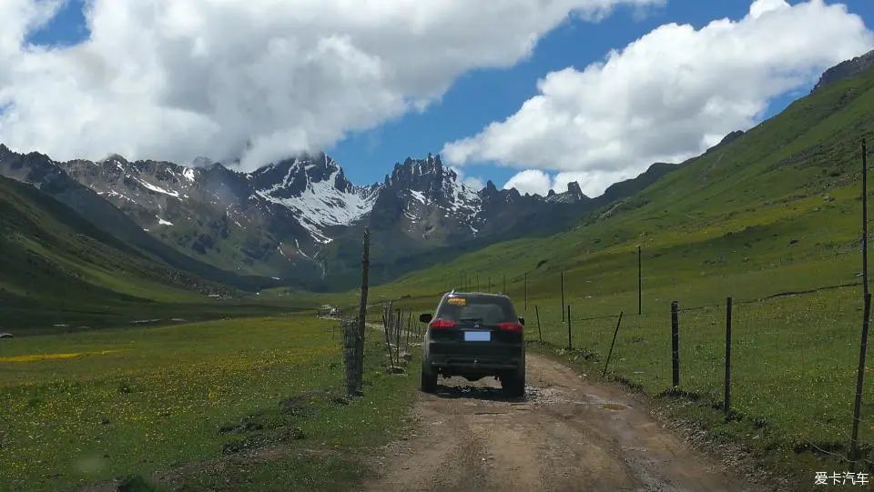成都不远,惊现四川版独库公路!路虐景美小众,比318更早通车却少有人知~