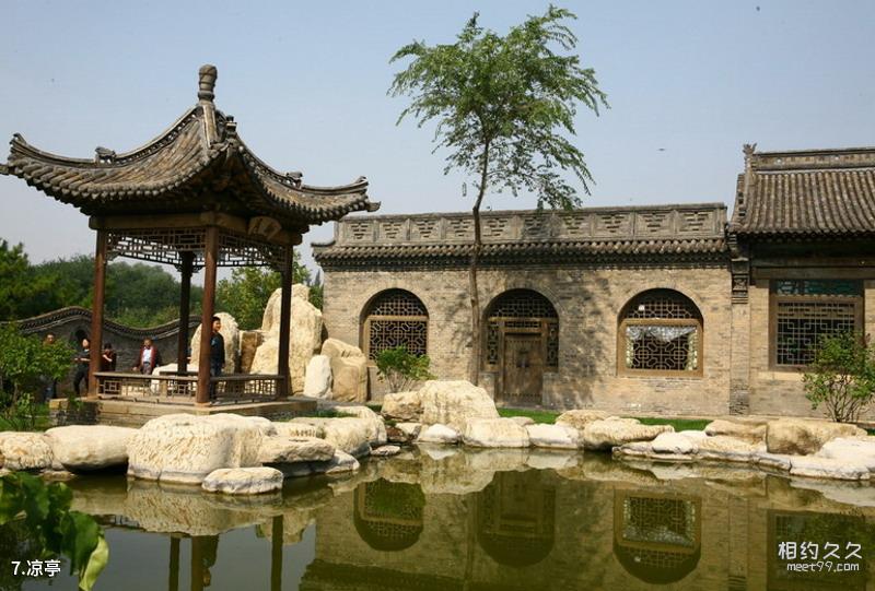 Shanxi China Wanrong Joke Expo Park Travel Guide